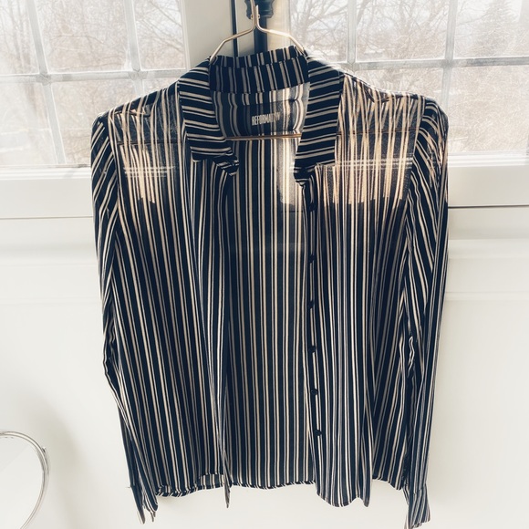Reformation blouse - Picture 2 of 3